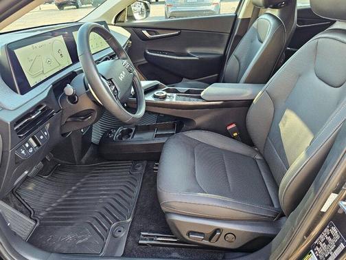 2023 Kia EV6 Wind