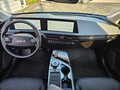 2023 Kia EV6 Wind