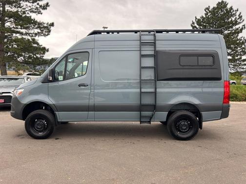 2025 Mercedes-Benz Sprinter 2500 Cargo 144 WB
