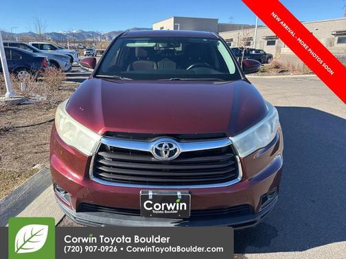 2016 Toyota Highlander LE