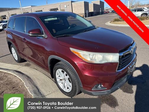 2016 Toyota Highlander LE