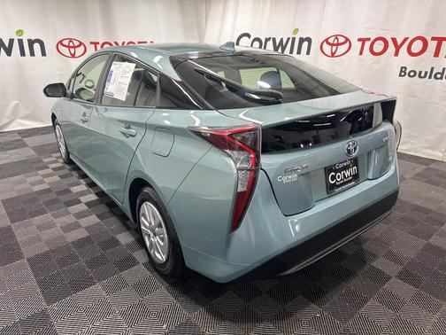2016 Toyota Prius Two