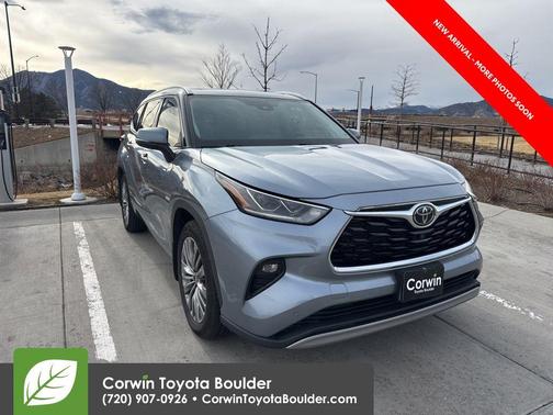2021 Toyota Highlander Platinum