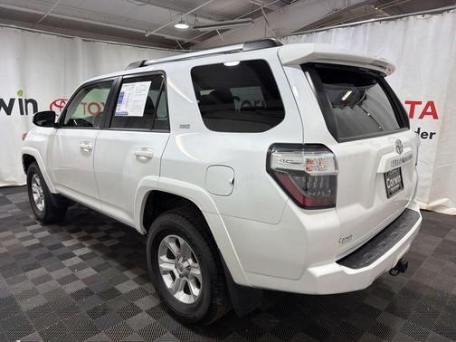 Ice 2024 Toyota 4Runner SR5 Premium