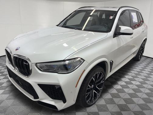 Mineral White Metallic 2023 BMW X5 M Base