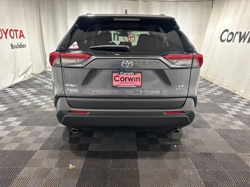 2025 Toyota RAV4 Hybrid SE