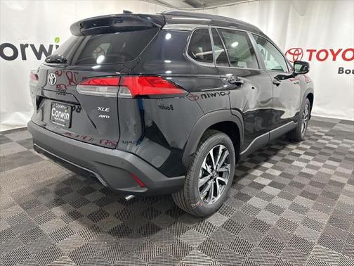 2025 Toyota Corolla Cross XLE
