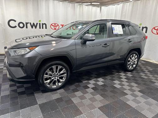 2020 Toyota RAV4 XLE Premium