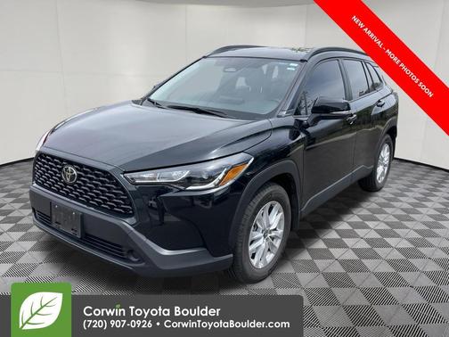 Jet Black 2025 Toyota Corolla Cross LE