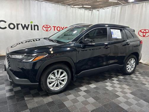 Jet Black 2025 Toyota Corolla Cross LE