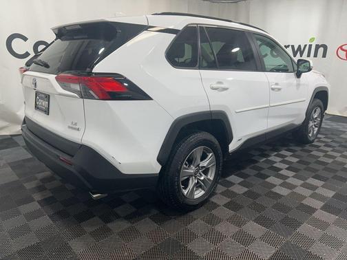 2024 Toyota RAV4 Hybrid LE