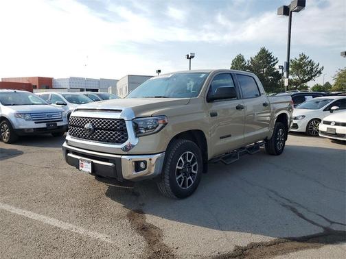 Photo 4 of 30 of 2020 Toyota Tundra SR5
