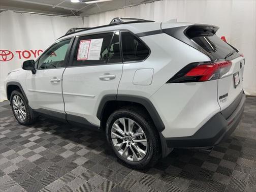 2025 Toyota RAV4 XLE Premium