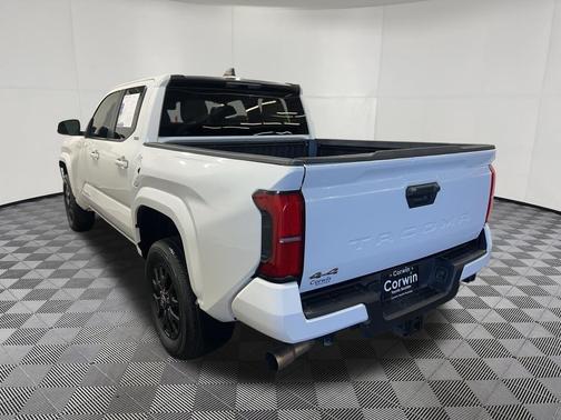 Ice Cap 2024 Toyota Tacoma SR5