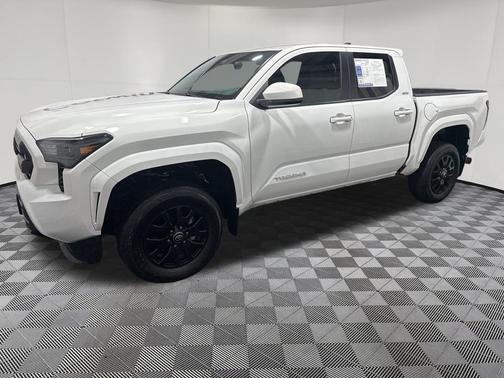 Ice Cap 2024 Toyota Tacoma SR5