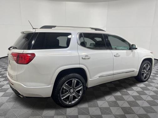 White Frost Tricoat 2018 GMC Acadia Denali