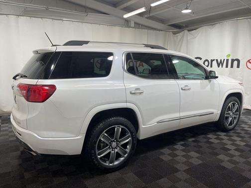 White Frost Tricoat 2018 GMC Acadia Denali