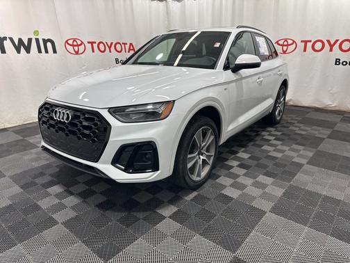2025 Audi Q5 45 S line Premium