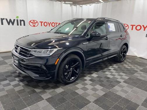 2023 Volkswagen Tiguan 2.0T SE R-Line Black 4MOTION