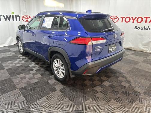 2024 Toyota Corolla Cross LE
