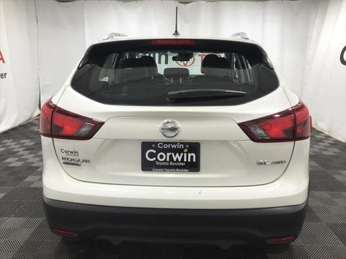 2017 Nissan Rogue Sport SL