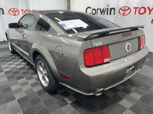2005 Ford Mustang GT