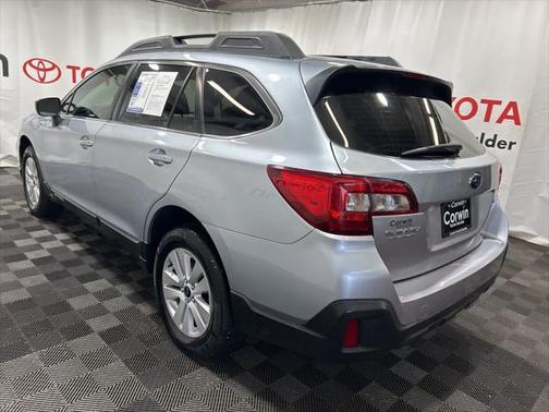 2018 Subaru Outback 2.5i