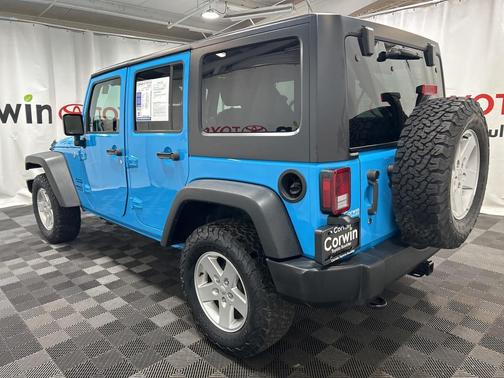 2017 Jeep Wrangler Unlimited Sport