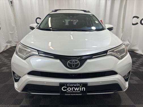 2017 Toyota RAV4 Platinum