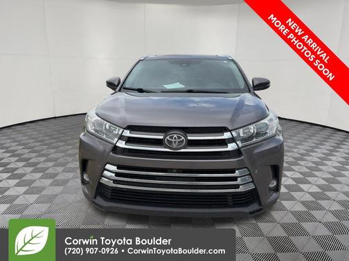 Predawn Gray Mica 2019 Toyota Highlander Limited