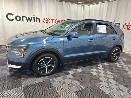 2023 Kia Niro Plug-In Hybrid EX