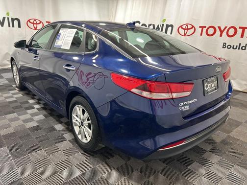2017 Kia Optima LX