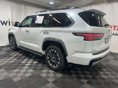 2023 Toyota Sequoia Limited