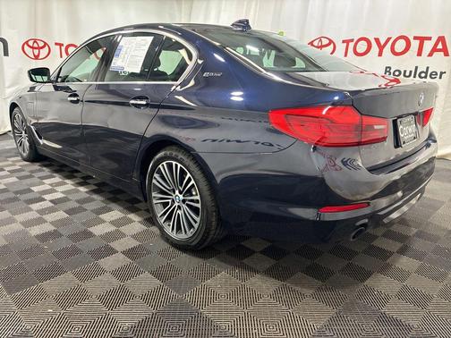 Imperial Blue Metallic 2018 BMW 530e xDrive iPerformance