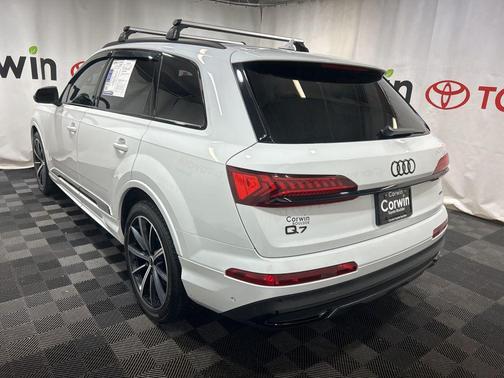 2022 Audi Q7 55 Prestige