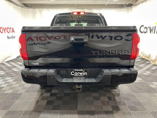 2017 Toyota Tundra SR5