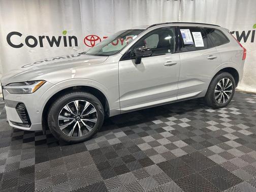 2025 Volvo XC60 B5 Plus