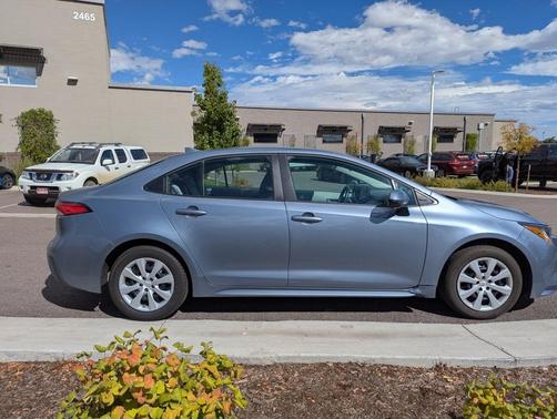 2022 Toyota Corolla LE