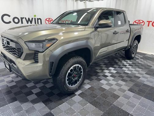 2025 Toyota Tacoma TRD Off-Road
