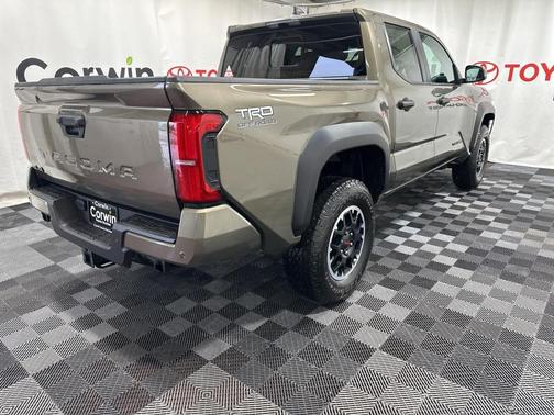 2025 Toyota Tacoma TRD Off-Road