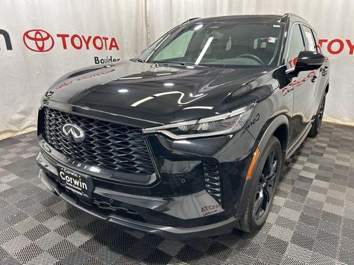 Mineral Black 2025 INFINITI QX60 Luxe