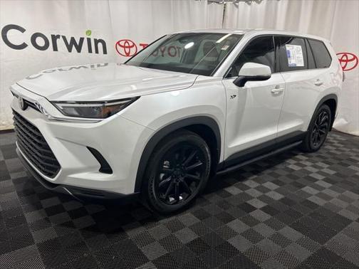 2025 Toyota Highlander Hybrid LE