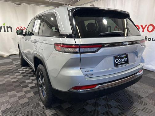 2023 Jeep Grand Cherokee 4xe Base