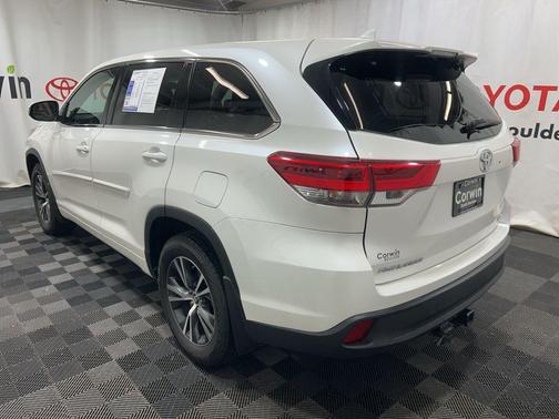 2017 Toyota Highlander LE Plus