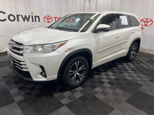 2017 Toyota Highlander LE Plus