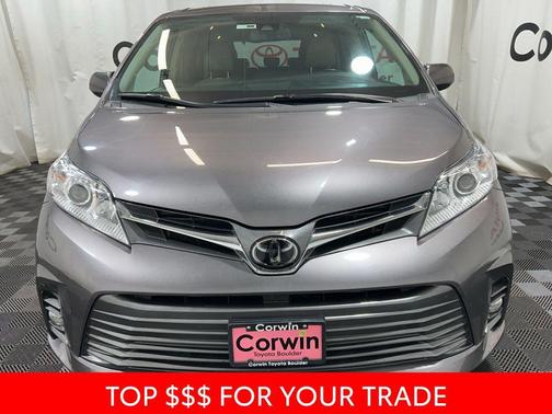 2020 Toyota Sienna XLE Premium