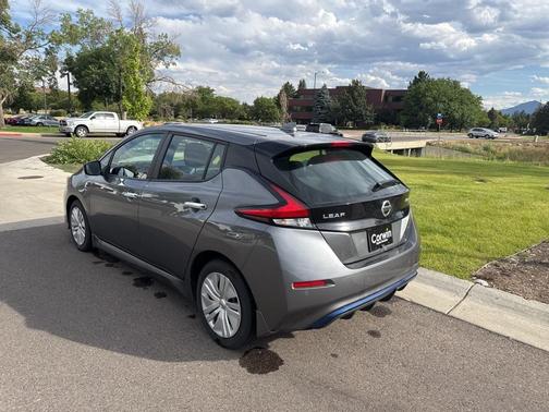 2022 Nissan Leaf S 40 kWh