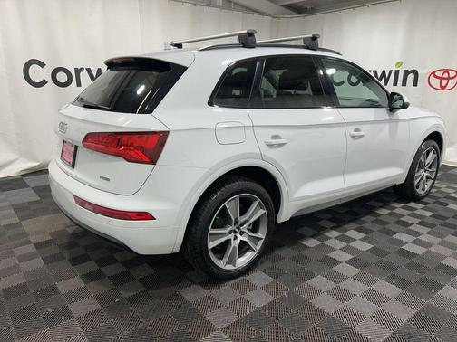 2020 Audi Q5 45 Premium Plus