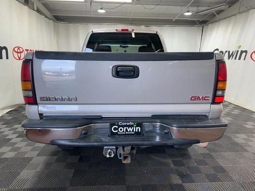 2005 GMC Sierra 2500 SLT H/D Extended Cab