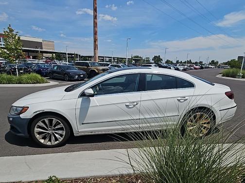 2013 Volkswagen CC 3.6L VR6 Executive